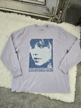 Taylor Swift's Midnights "In That Lavender Haze" long-sleeve t-shirt 2XL.